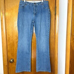 Lands End women bootcut blue jeans. Size 12. Original fit, modern waist.
